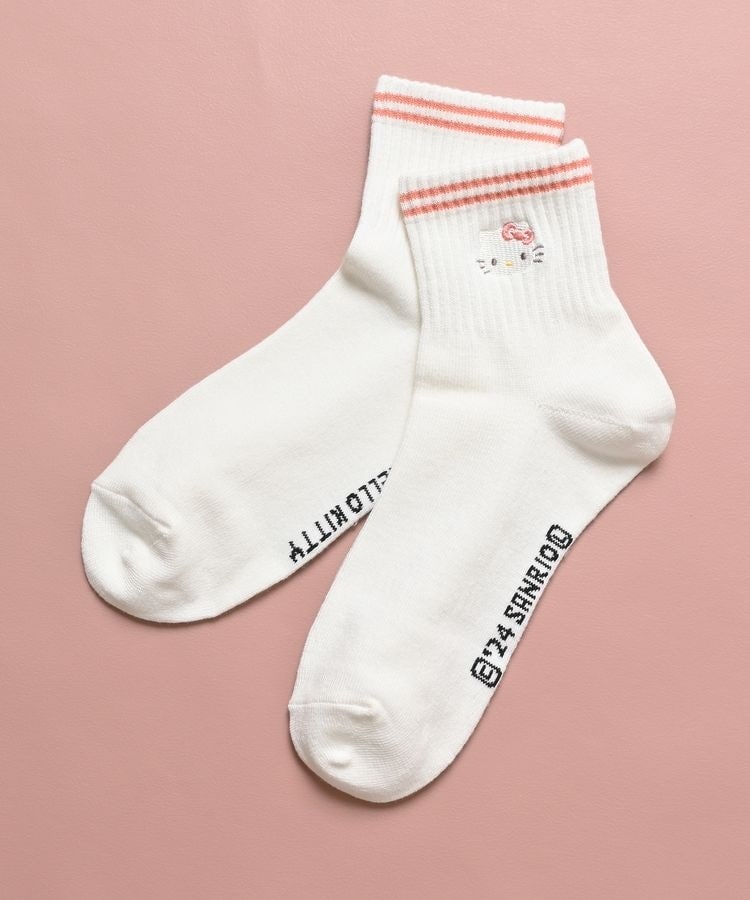 サンリオキャラクターズ／細2本ラインソックス: ファッショングッズ