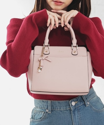 【Honeys公式 / ハニーズ】チャーム付ハンドバッグ レディース ピンク プチプラ 【Honeys公式 / ハニーズ】チャーム付ハンドバッグ レディース ピンク プチプラ