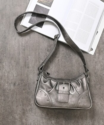 【Honeys公式 / ハニーズ】ベルト付ショルダーバッグ レディース グレー プチプラ 【Honeys公式 / ハニーズ】ベルト付ショルダーバッグ レディース グレー プチプラ