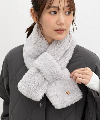 【Honeys公式 / ハニーズ】プレート付ティペット レディース ライトグレー プチプラ 【Honeys公式 / ハニーズ】プレート付ティペット レディース ライトグレー プチプラ