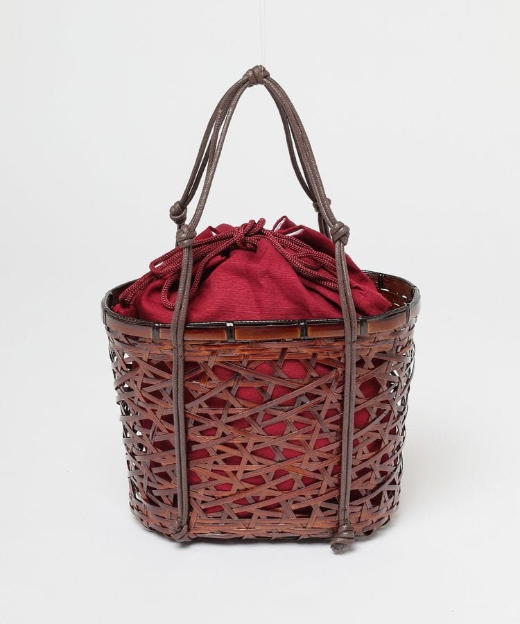 ���߃J�S�i�������ȉ~��j �G���W