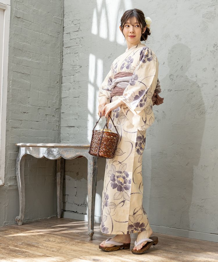 浴衣 ベージュ花柄