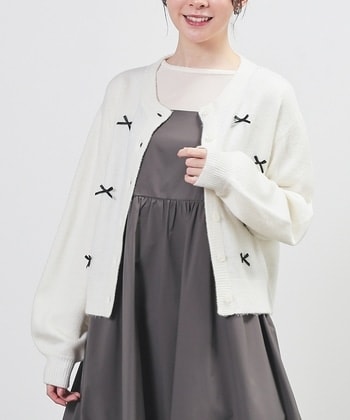 【Honeys公式 / ハニーズ】リボン付カーディガン レディース Ｓ アイボリー プチプラ