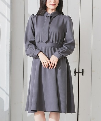 【Honeys公式 / ハニーズ】ネクタイ付ワンピース レディース L チャコール×オフ プチプラ 【Honeys公式 / ハニーズ】ネクタイ付ワンピース レディース L チャコール×オフ プチプラ