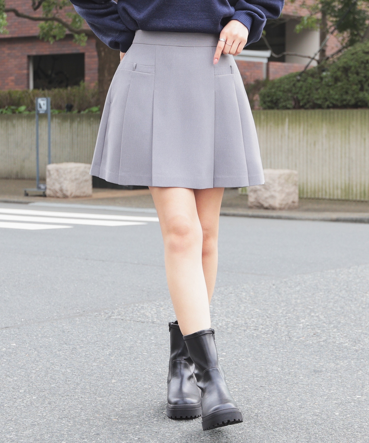 グレー プリーツスカート リボン付き