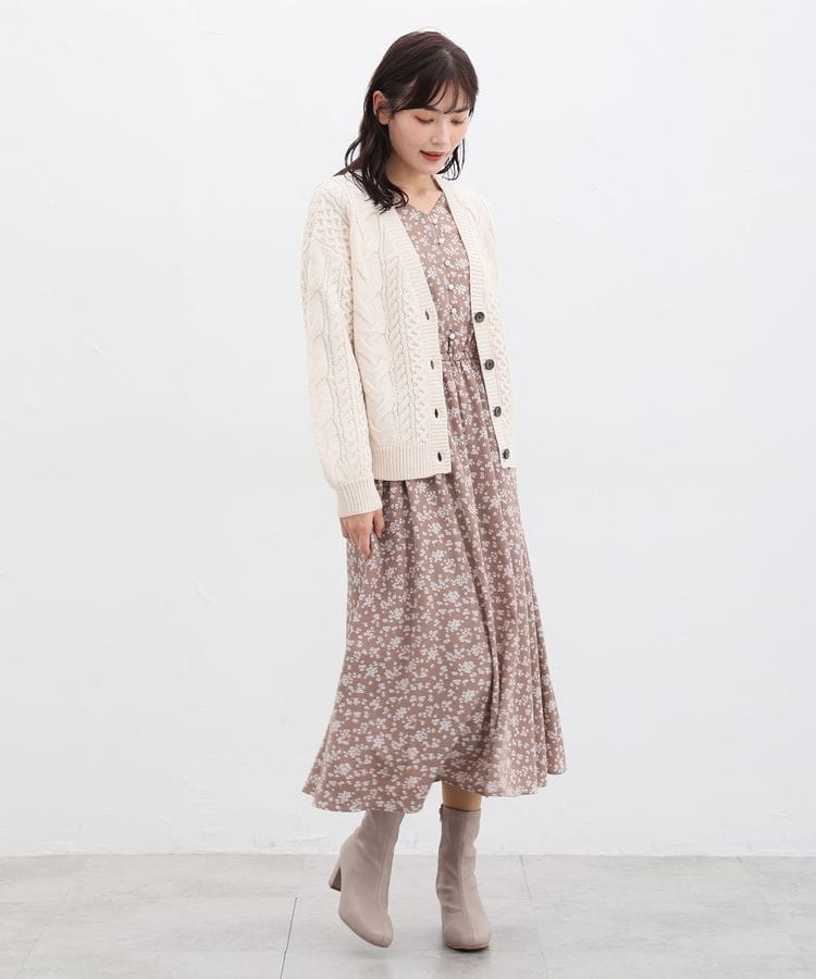 ハニーズ公式通販】ケーブル編Vカーデ: トップス-Honeys Online Shop