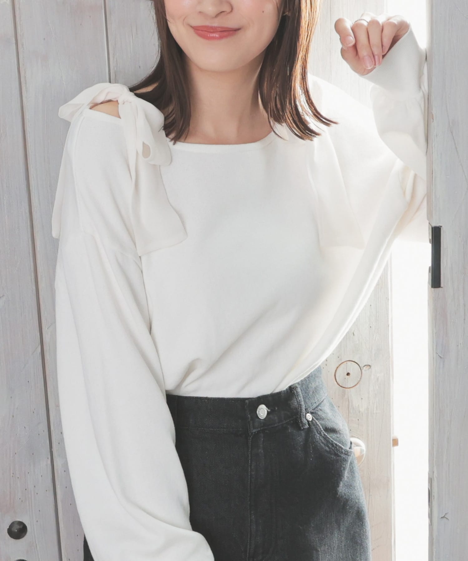 ハニーズ公式通販】肩リボントップス: トップス－Honeys Online Shop 