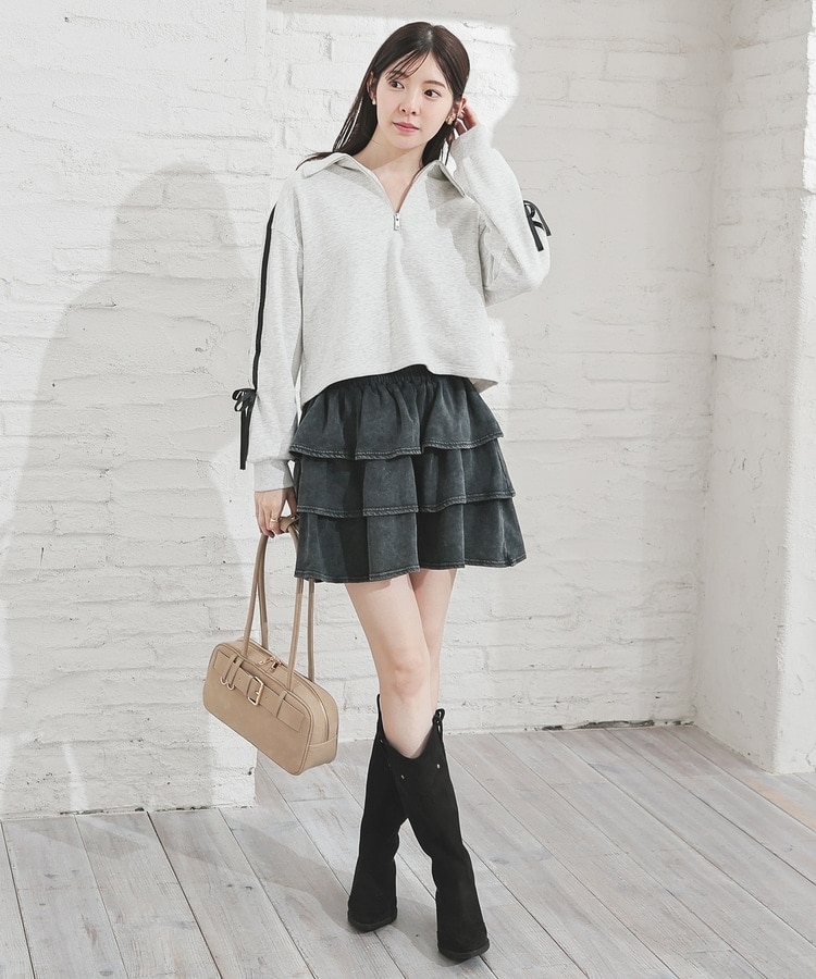 【ふみ 】マスターバニー ハーフジップ トップスとスカートのセット ふみ様専用 】マスターバニー ハーフジップ トップスとスカート