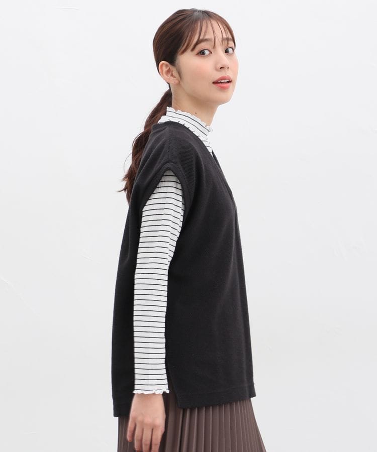 ハニーズ公式通販】Vネックベスト: トップス-Honeys Online Shop ハニーズ公式通販】Vネックベスト: トップス-Honeys Online Shop