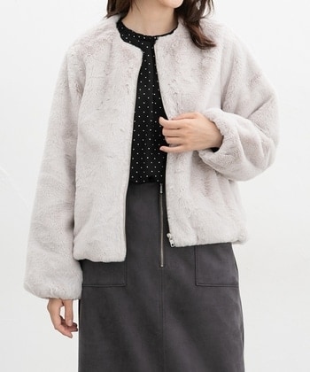 【Honeys公式 / ハニーズ】ノーカラーファーブルゾン レディース L ライトグレー プチプラ 【Honeys公式 / ハニーズ】ノーカラーファーブルゾン レディース L ライトグレー プチプラ